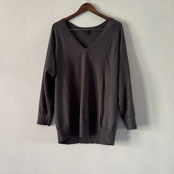 Torrid Everyday Soft Pullover Tunic Crew Sweater Charcoal Size 2 (18/20) V-Neck - Picture 2 of 12